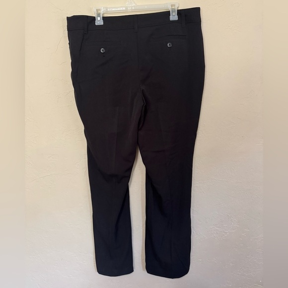 Classic Black Women's Pants/Slacks Maurices - Picture 4 of 4